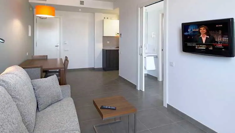 Aparthotel Ona Living Barcelona L'Hospitalet de Llobregat 4*,